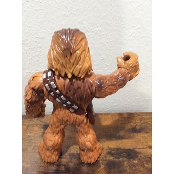 Hasbro Star Wars Galactic Heroes 10" Chewbacca Poseable Figure Mega Mighties - Picture 4 of 7